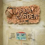 Frühstückspension Lapida Garden