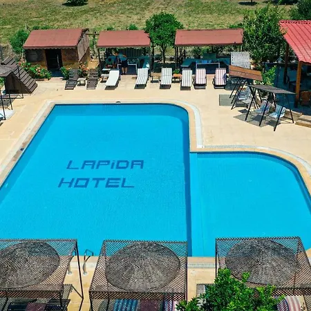 Lapida Garden B&B 3*