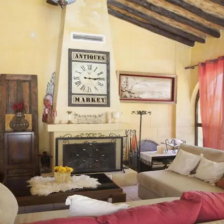 Lapida Garden B&B 3*