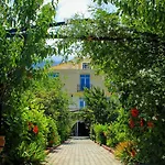 Lapida Garden Lapta