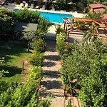Lapida Garden Λάπηθος