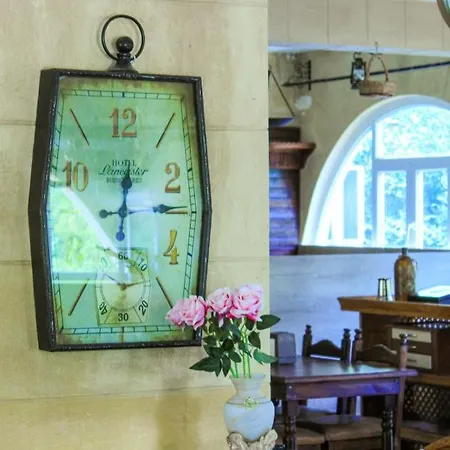 Oda ve Kahvaltı Lapida Garden Lapta