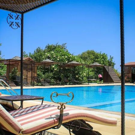 Lapida Garden Oda ve Kahvaltı Lapta