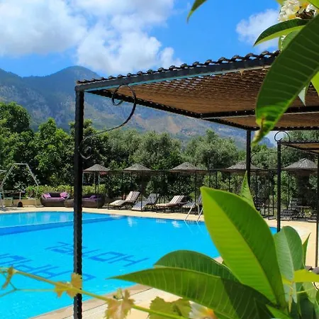 Bed & Breakfast Lapida Garden 3*