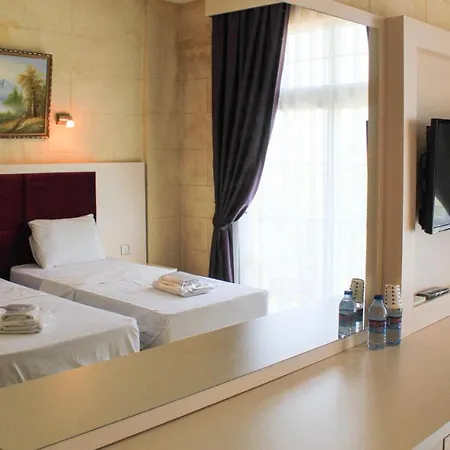 Lapida Garden Bed & Breakfast 3*