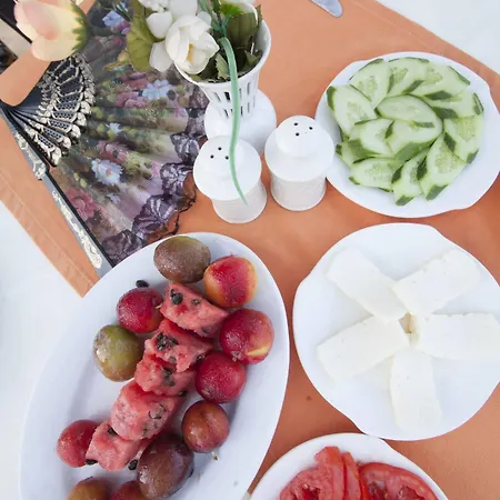 Bed & Breakfast Lapida Garden Lapta
