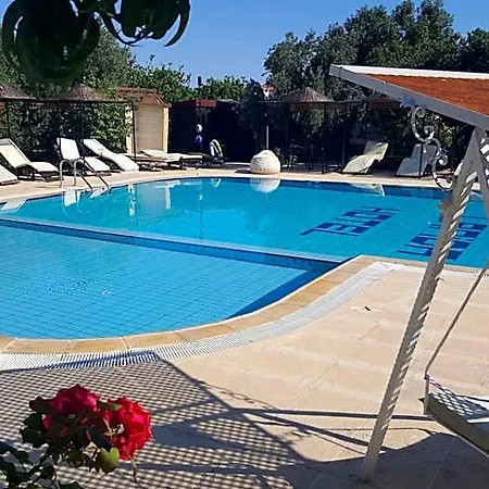 Lapida Garden Frühstückspension 3*