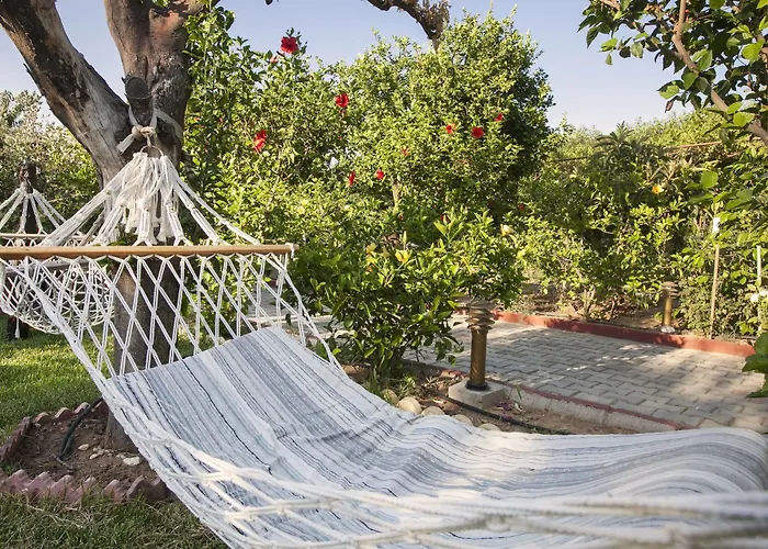 Bed and breakfast Lapida Garden 3*